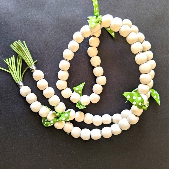 🔥38" wood bead garland - green leather tassels - green white polka ribbons - Picture 2 of 3